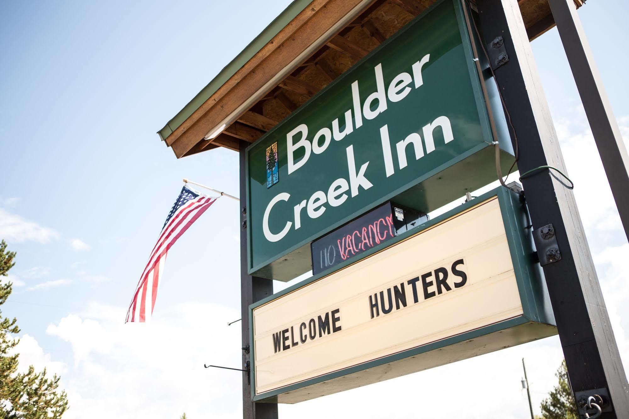 Boulder Creek Inn Donnelly Exterior photo